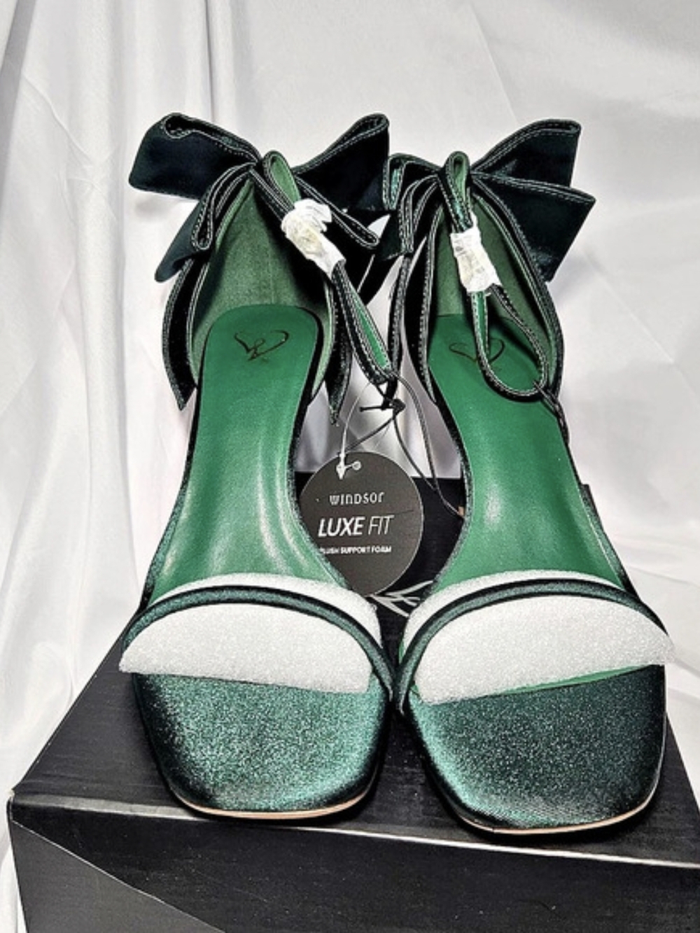 Windsor Emerald Green Satin Bow Heels - Sadie-Hunter Size 10 NWT